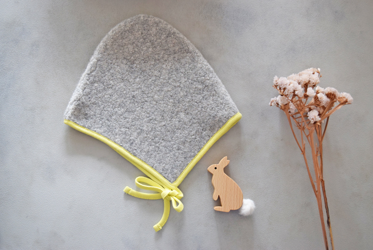 BABY WOOL BONNET