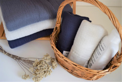 INNER PILE BATH TOWEL